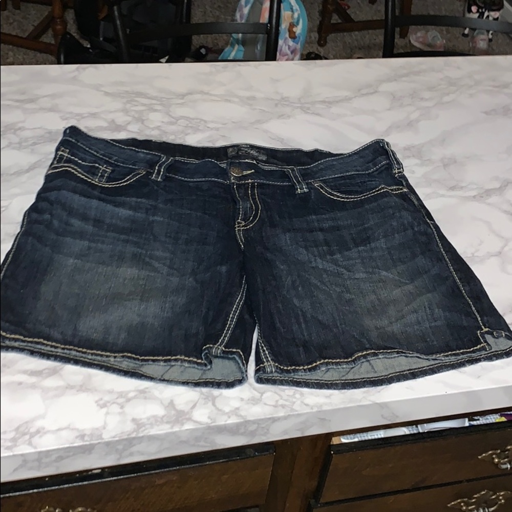 Silver Suki Shorts Size 20